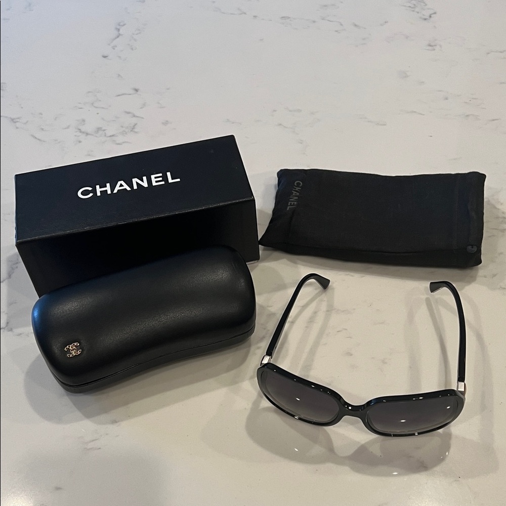 CHANEL Black Gradient Women's Sunglasses with Black Case and Pouch